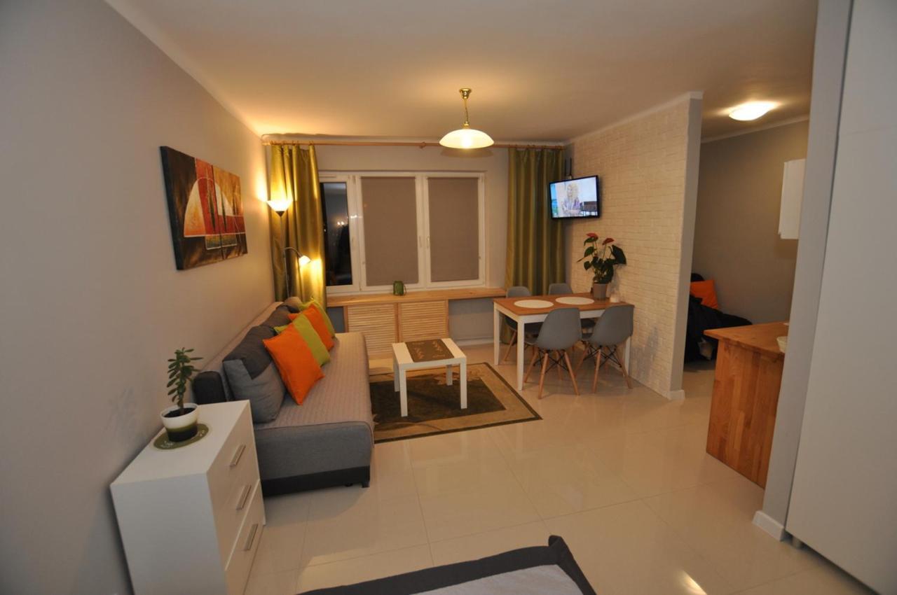 Apartament Pod Jasna Gora 쳉스토호바 외부 사진